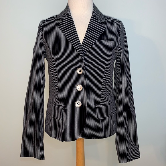 Cute striped fitted blazer - Picture 2 of 6